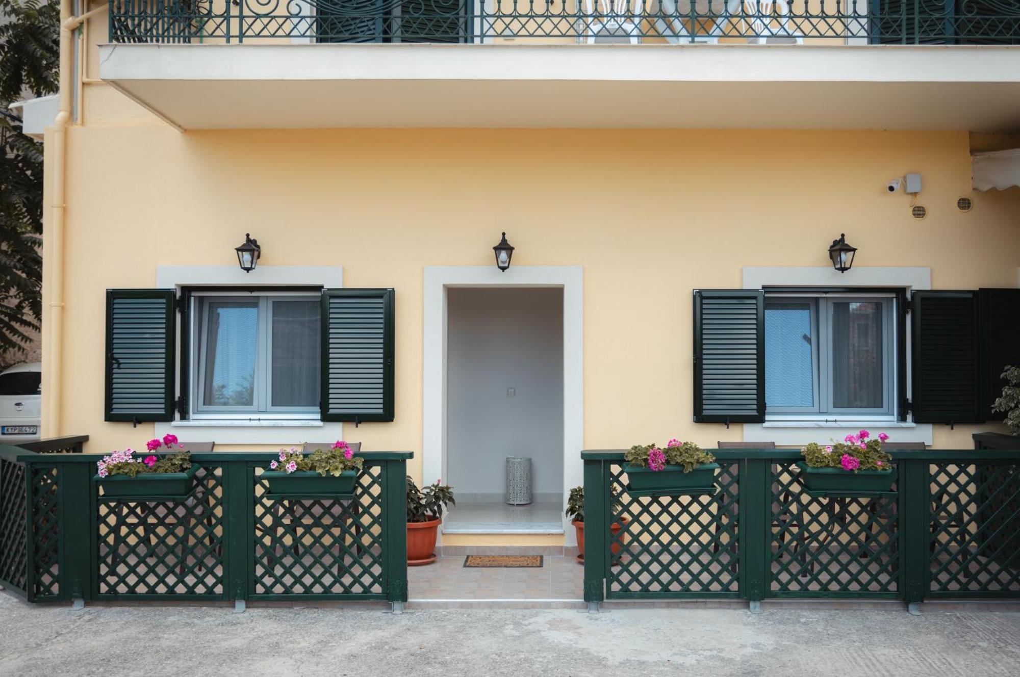 Nostalgia Corfu Town Apartments Exteriér fotografie